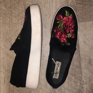 Steve Madden platforms!